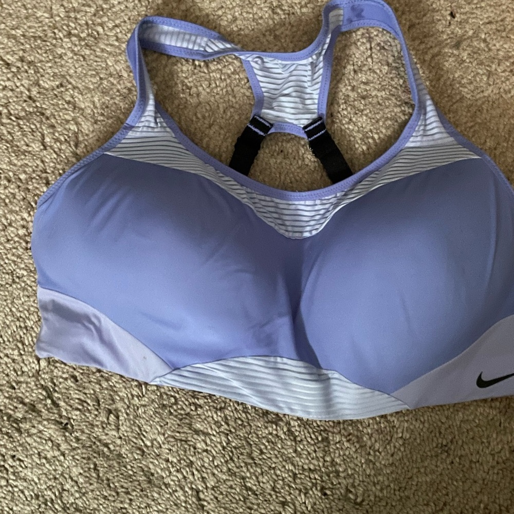 Nike alpha Purple Sports Bra with Racerback Design large